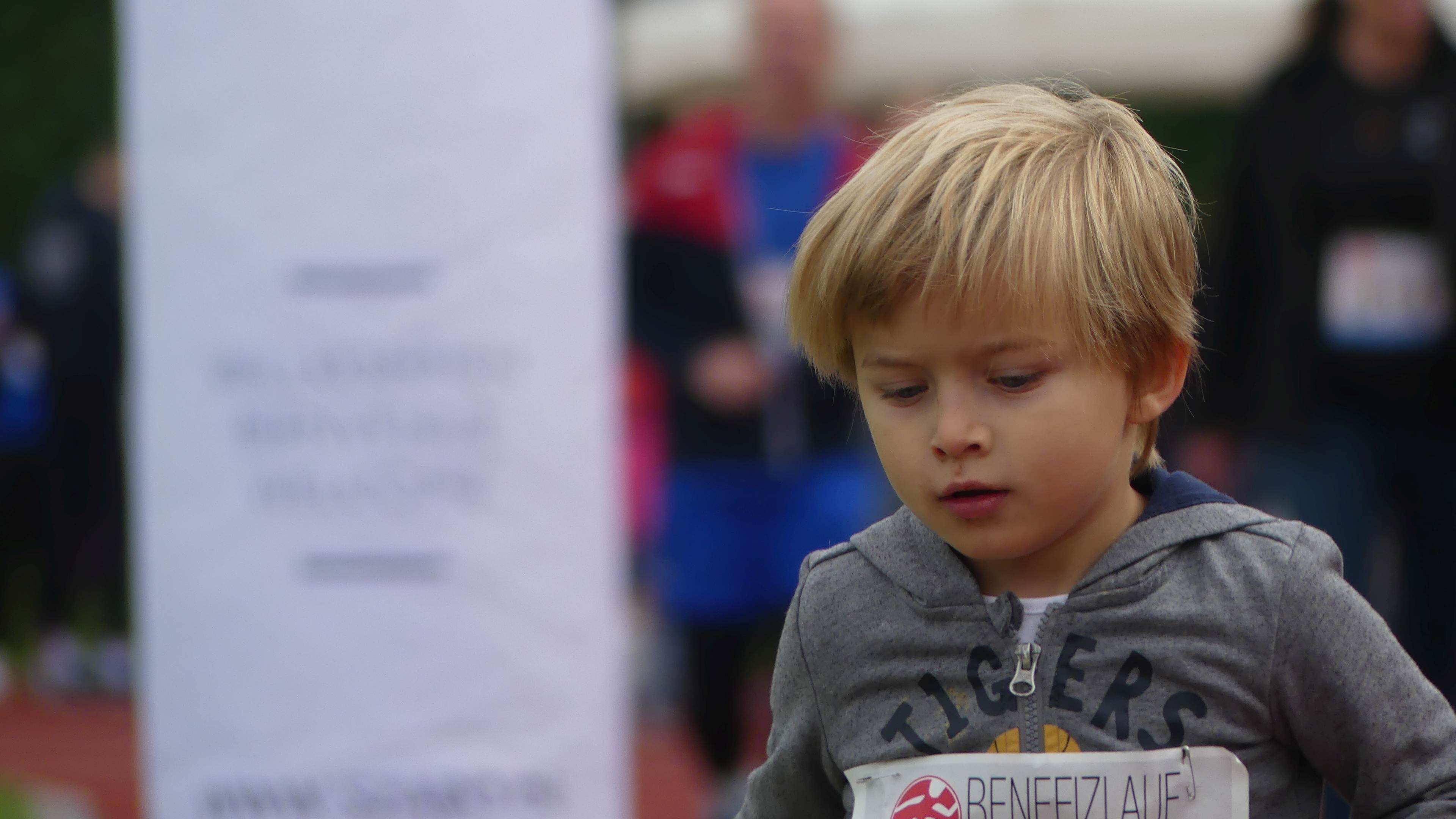 Bild vom 14. Benefizlauf im Jahr 2024. Dies ist das 19. Bild.